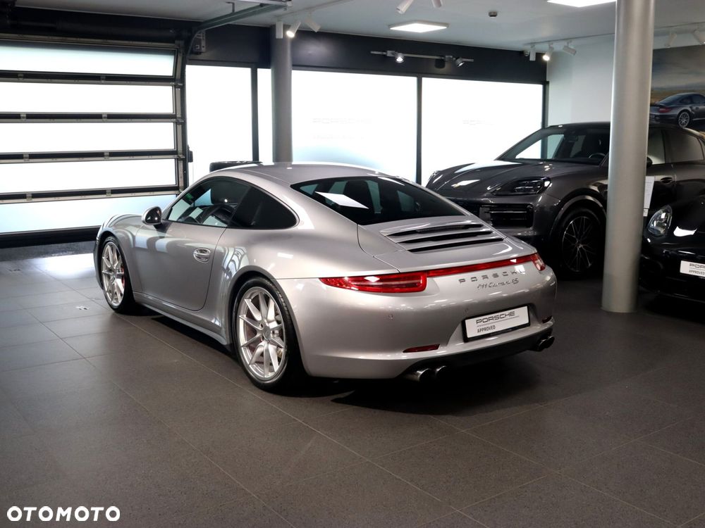 Porsche 911 Carrera 4S PDK - 3