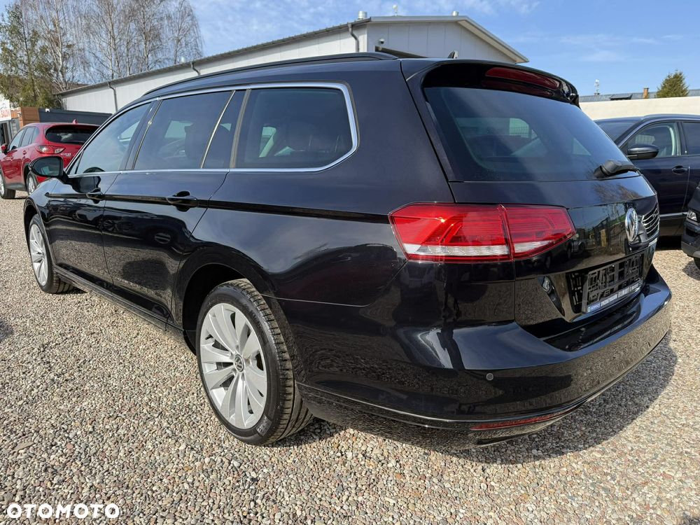 Volkswagen Passat - 5