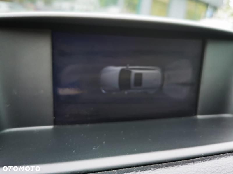 BMW Seria 1 118d - 32