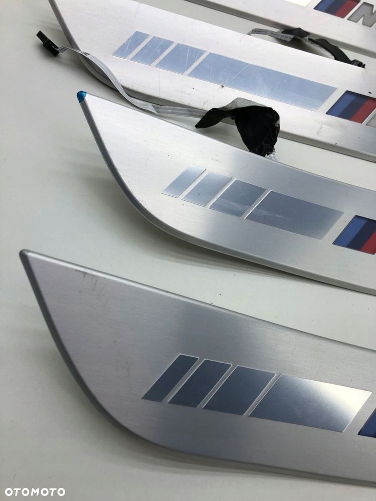 BMW G16 LISTWY NAKŁADKI PROGOWE M-PAKIET PODŚWIETLANE LED KOMPLET 8077338 - 2
