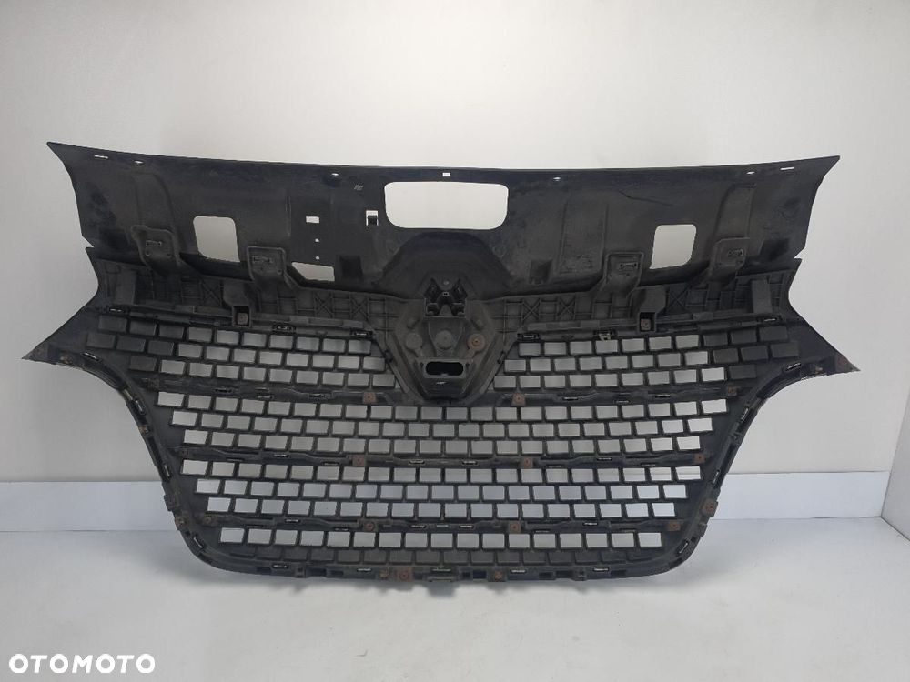 GRILL ATRAPA CHROM LOGO IV MASTER RENAULT MASTER III LIFT 623109004R - 6