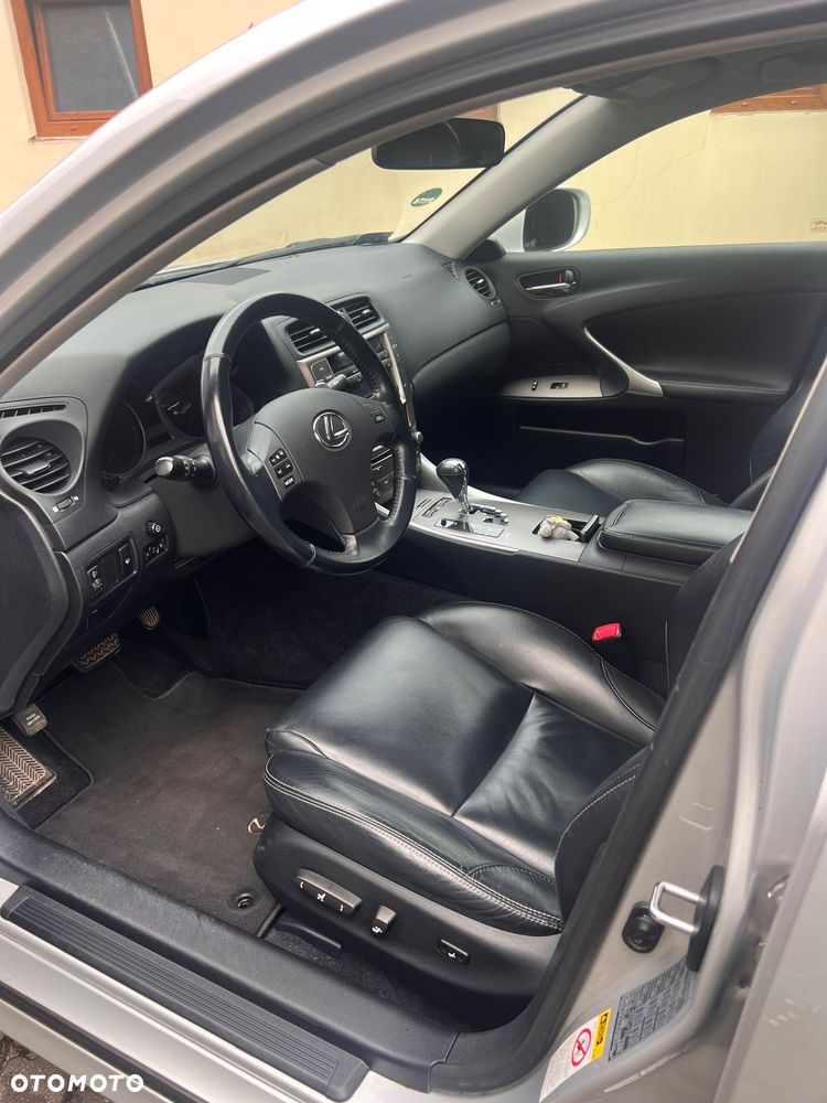Lexus IS 250 Elegance - 6