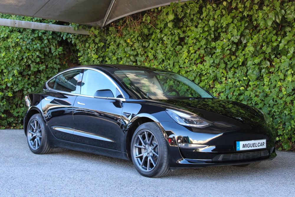 Tesla Model 3 Long Range AWD Dual Motor