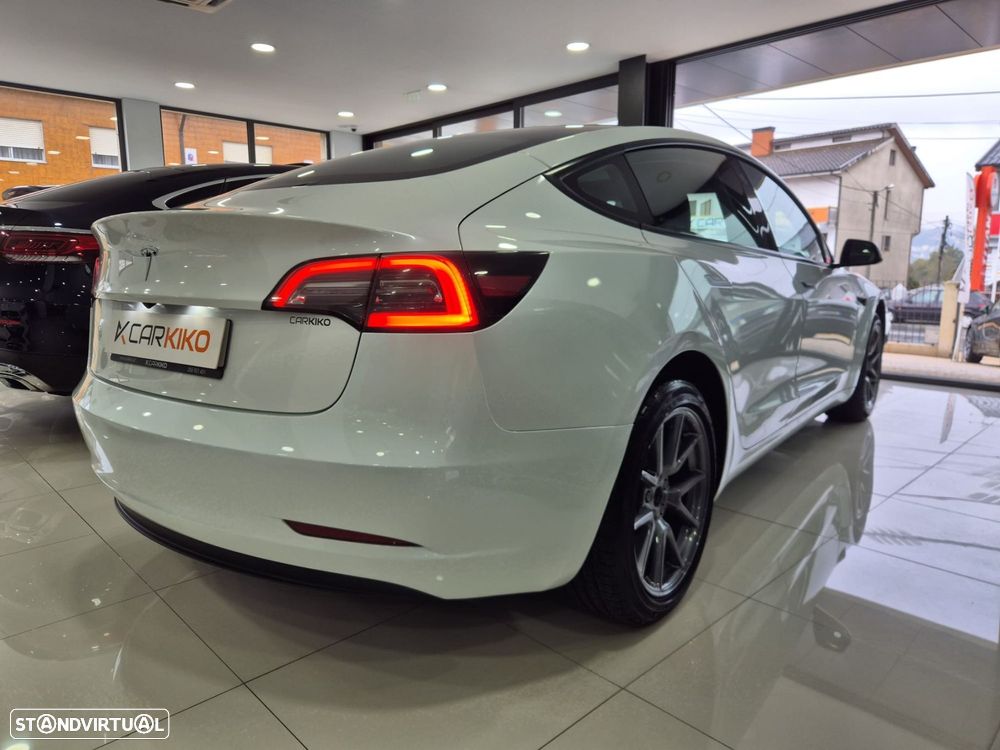 Tesla Model 3 Long Range Tração Traseira - 5