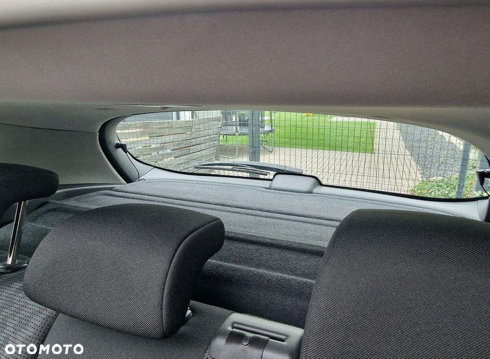 Peugeot 3008 1.6 HDi Premium - 14