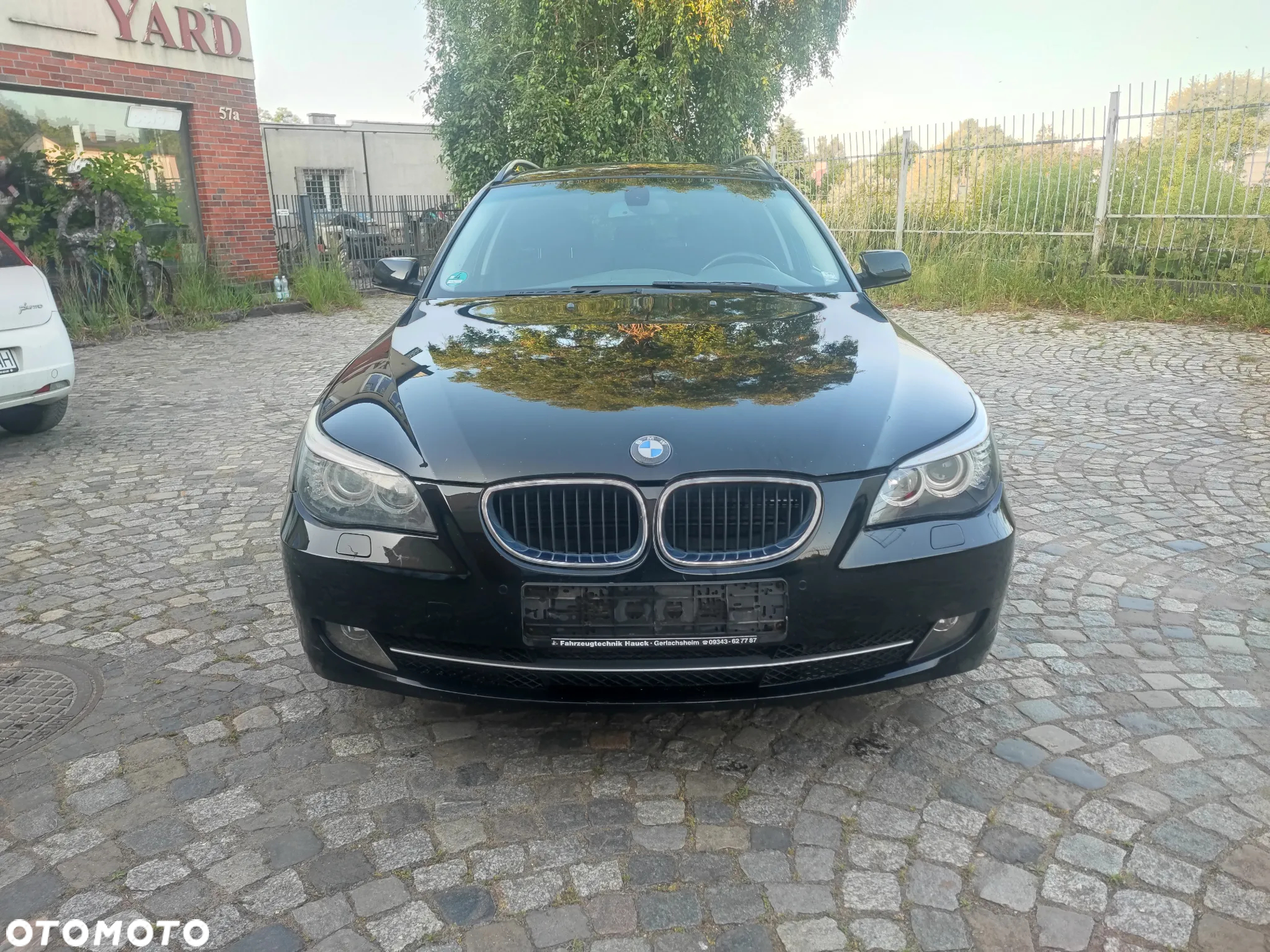 BMW Seria 5 520d Touring - 4