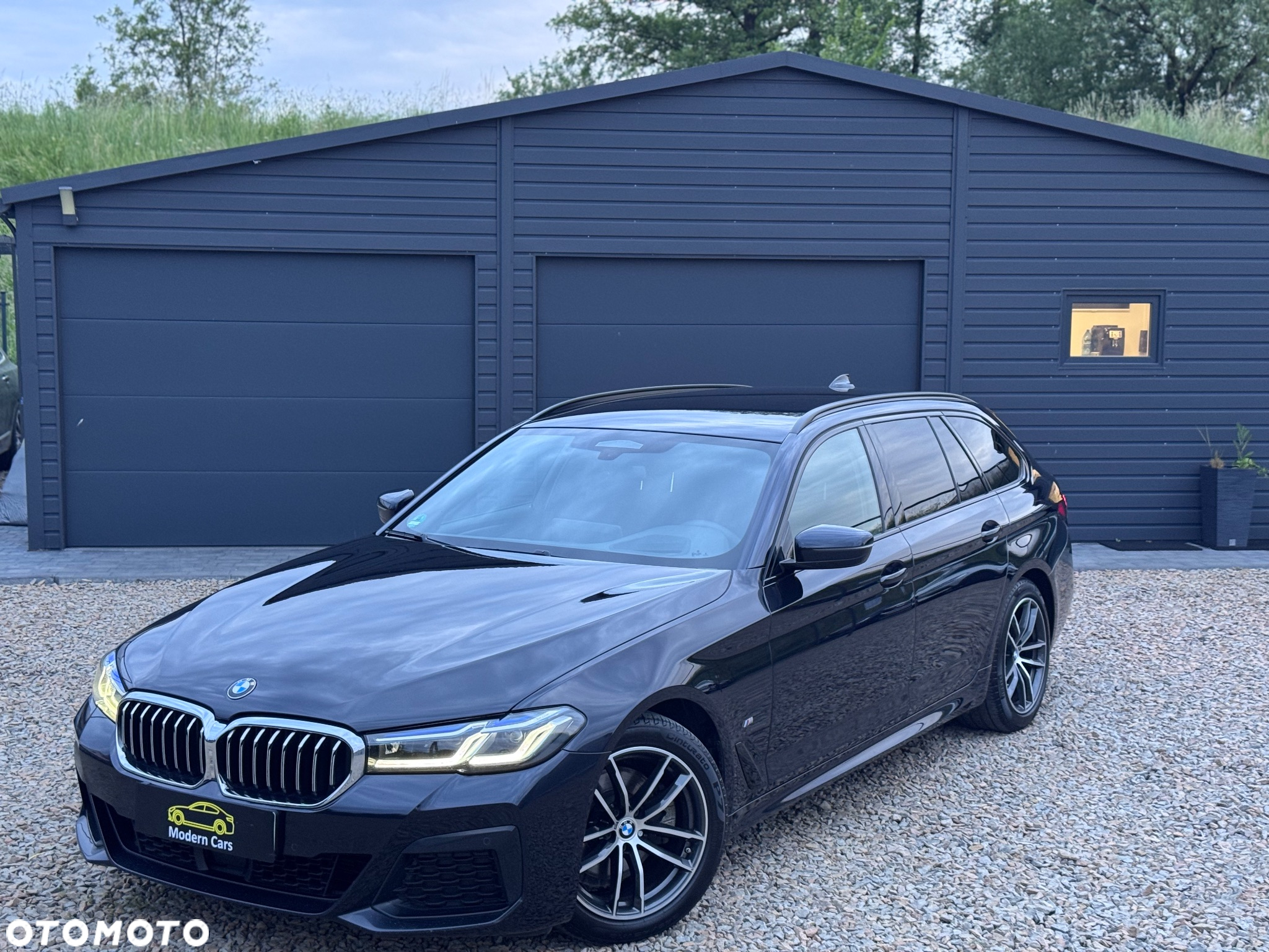 BMW Seria 5 520d xDrive Touring M Sport Edition - 3