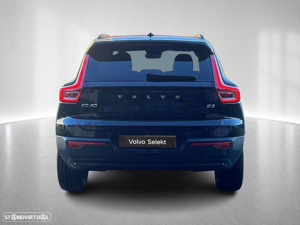 Volvo XC 40 2.0 B3 Plus Dark - 8