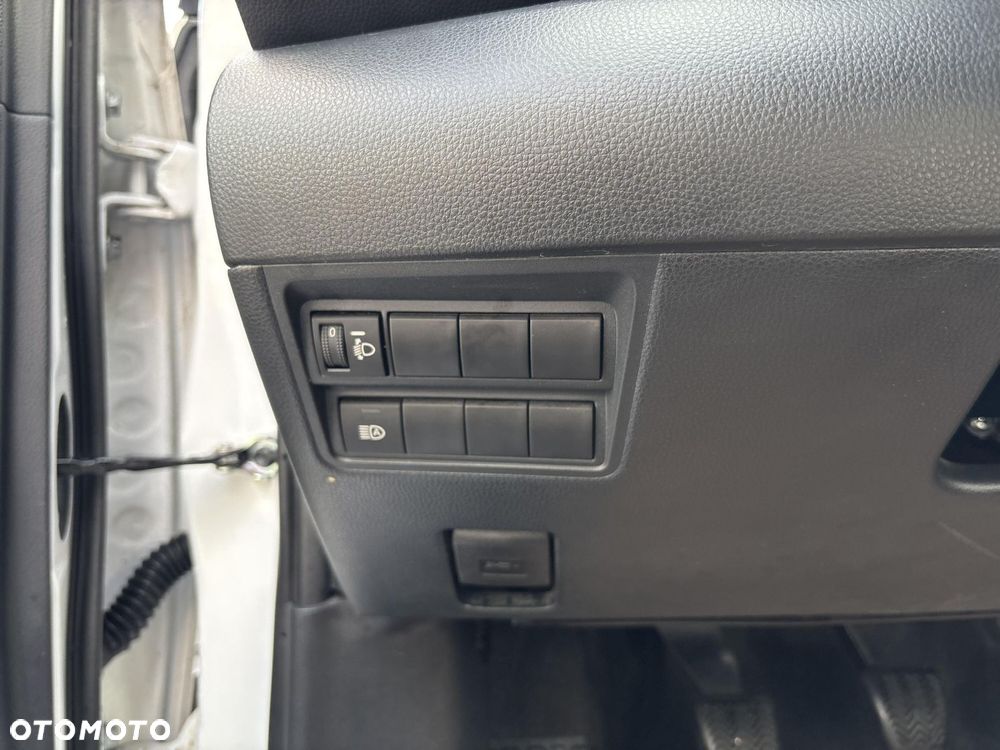 Toyota Yaris - 11