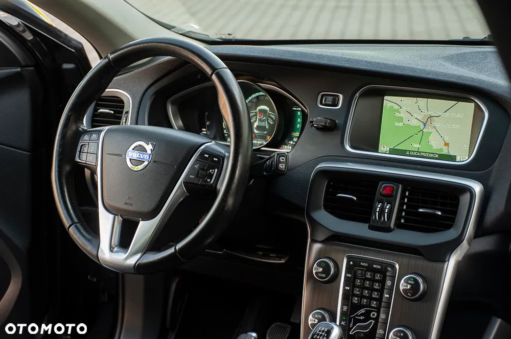 Volvo V40 Cross Country D3 Summum - 19
