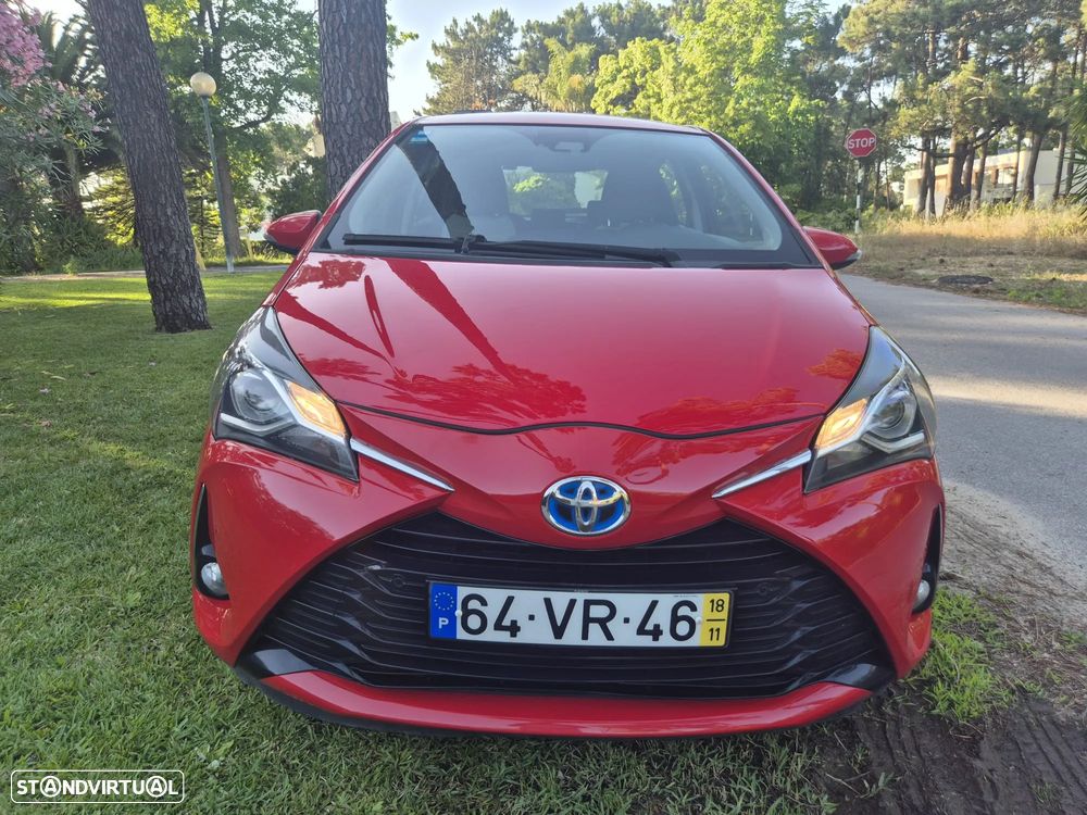 Toyota Yaris 1.5 HSD Square Collec.Cement - 2