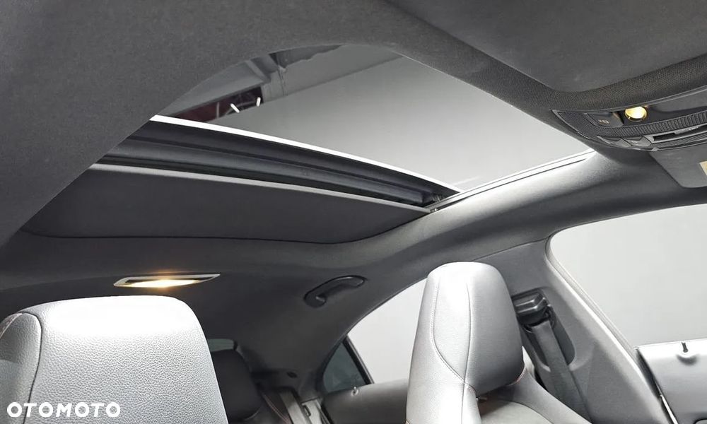 Mercedes-Benz CLA 250 4Matic 7G-DCT AMG Line - 11