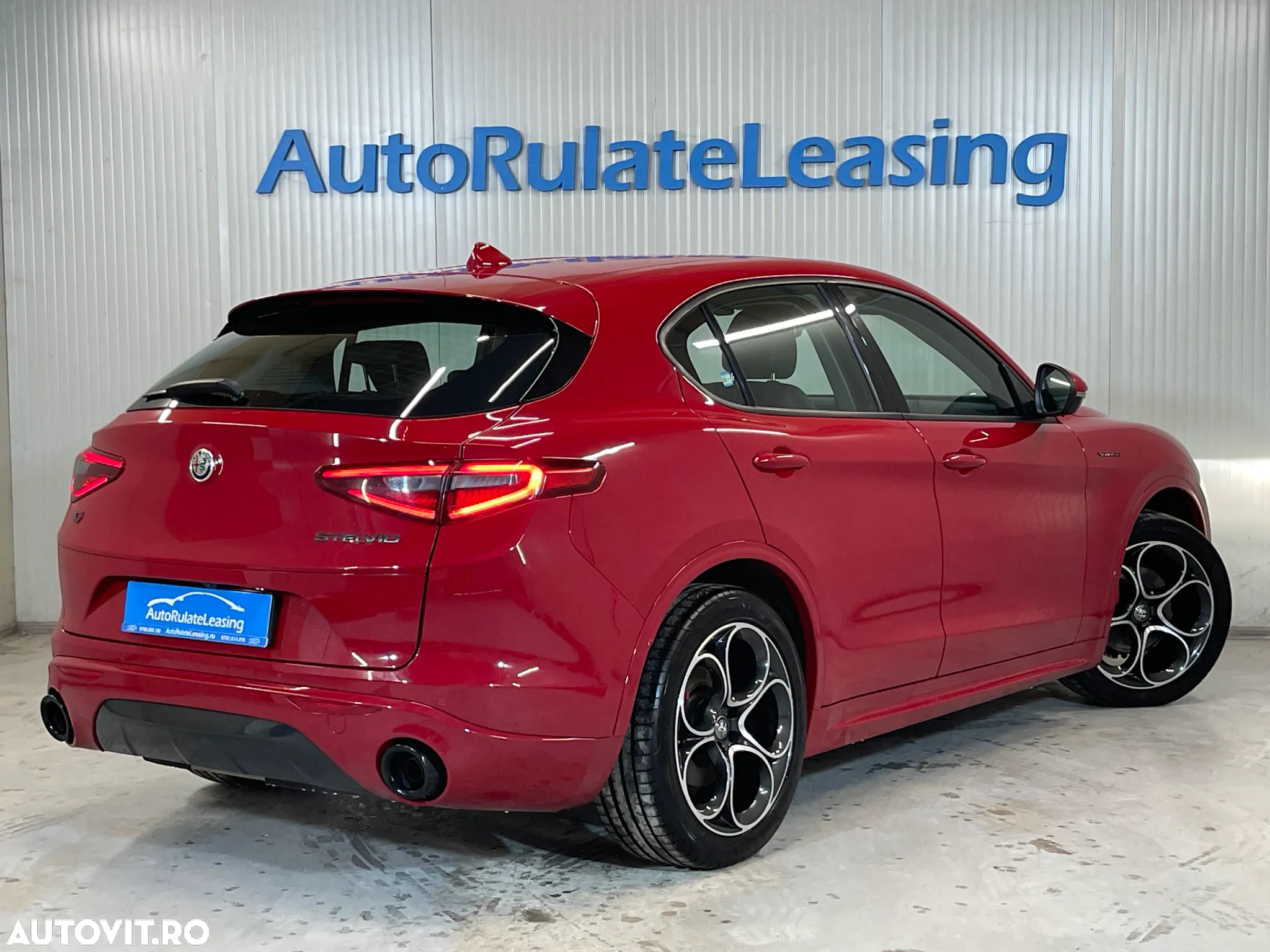 Alfa Romeo Stelvio 2.0 Turbo AWD AT8 Veloce - 3