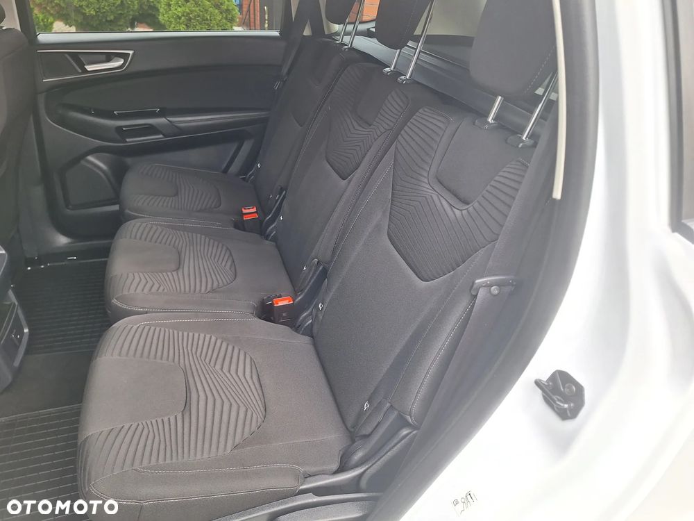 Ford S-Max - 25