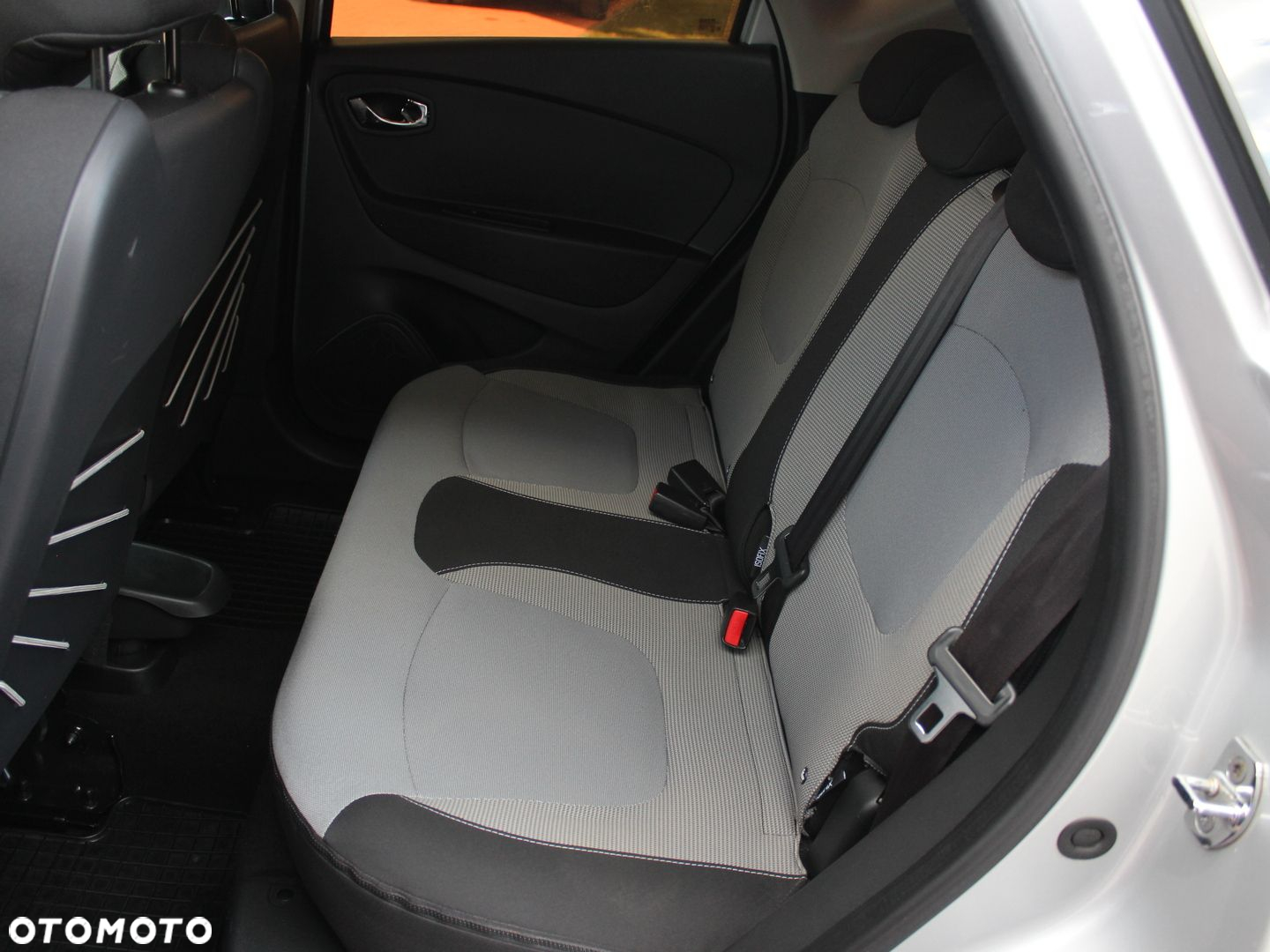 Renault Captur - 14
