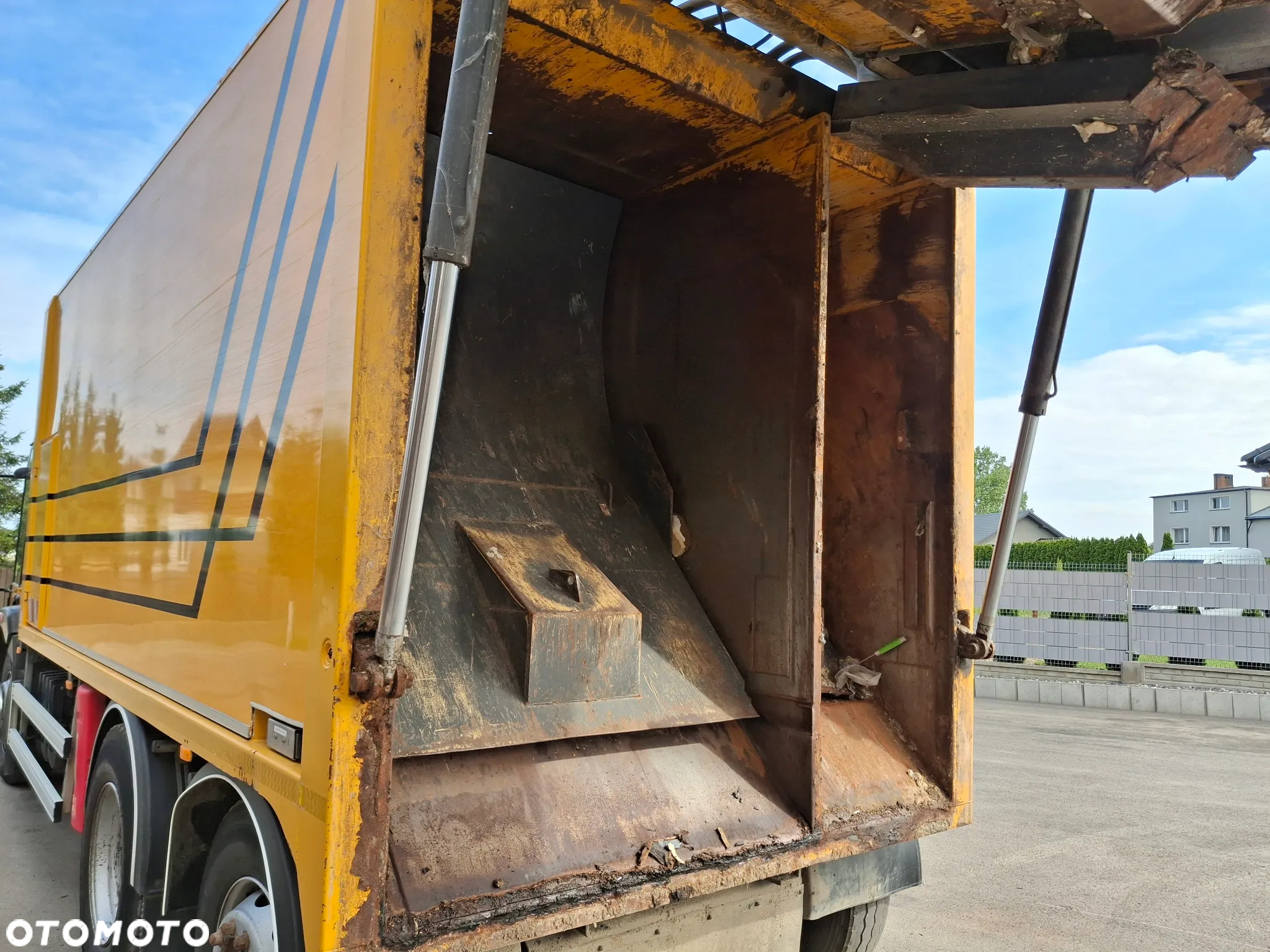 Renault Trucks D-Acces Śmieciarka Dwukomorowa Semat Zoeller Euro 6 2020r Odpady Segregacja 2 Komory 3 Osie - 15