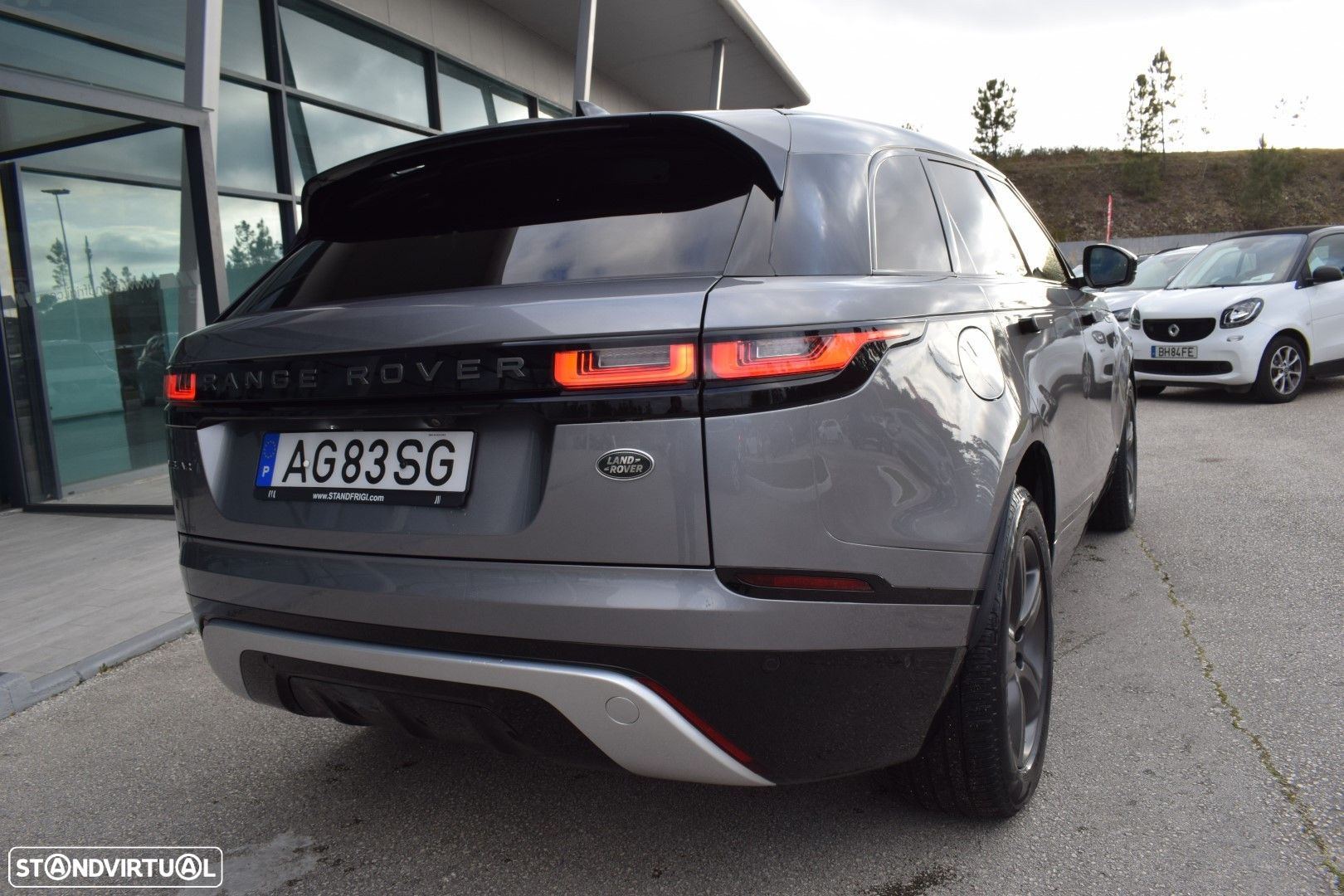 Land Rover Range Rover Velar 2.0 D200 AWD R-Dynamic - 25