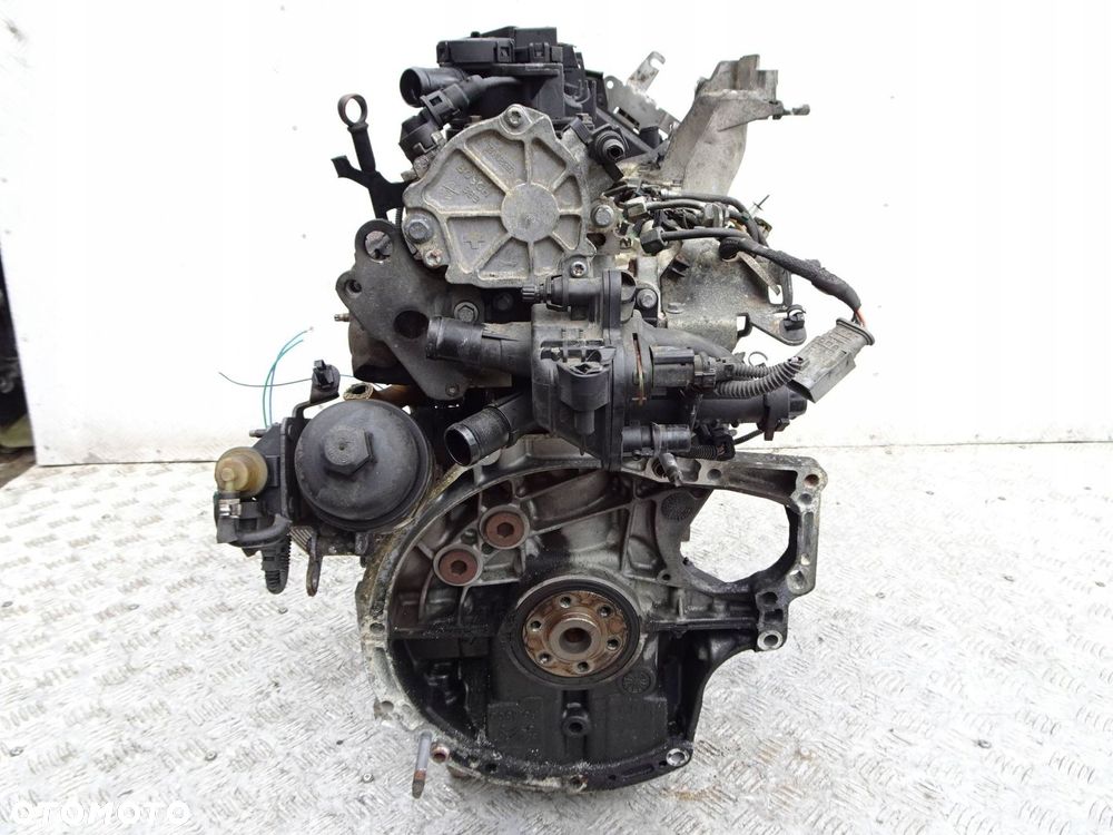 silnik + pompa citroen c4 picasso ii peugeot 1.6 e-hdi 9h05 - 7