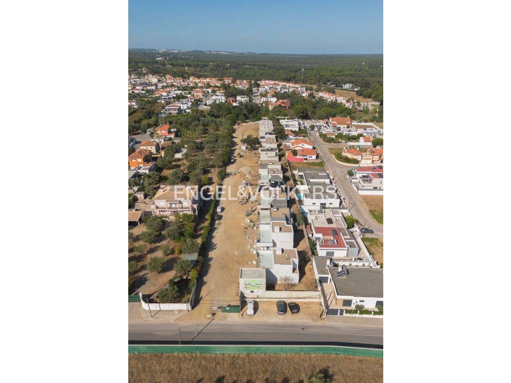 GREEN VILLAGE - CONDOMÍNIO DE MORADIAS BIOCLIMÁTICAS, AZEITÃO - Grande imagem: 4/41