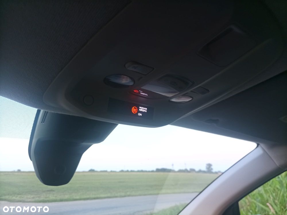 Opel Vivaro - 15