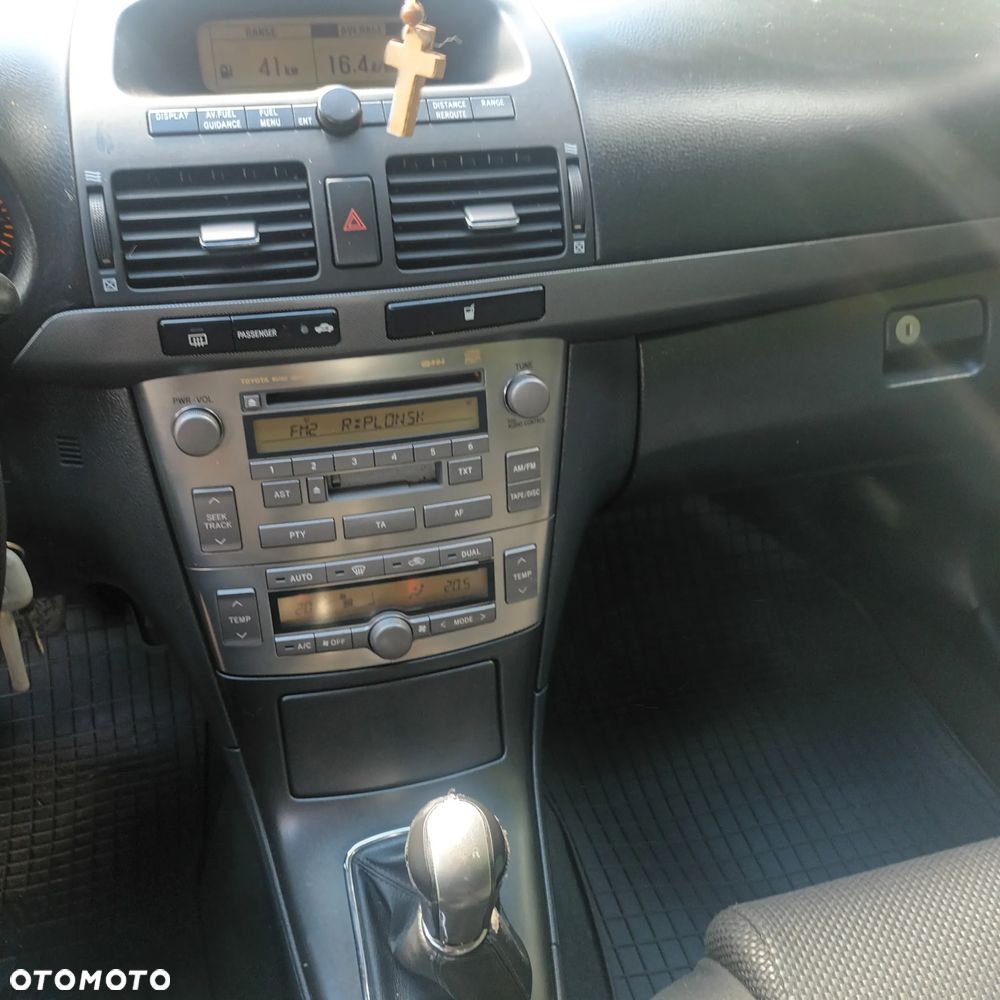 Toyota Avensis 2.0 VVT-i Sol Plus - 9