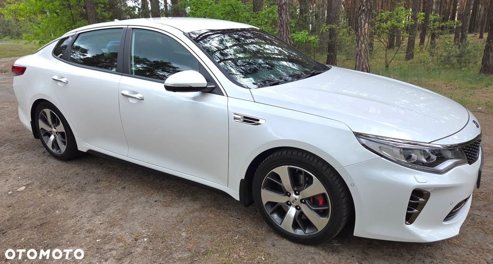 Kia Optima - 26
