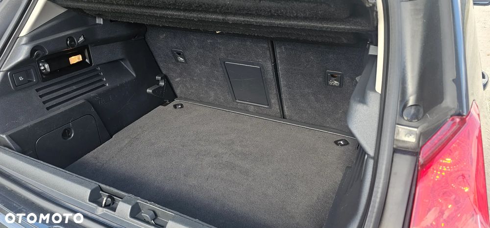 Peugeot 3008 HDi FAP 110 EGS6 Platinum - 19