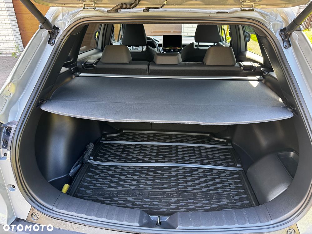 Toyota Corolla Cross 2.0 Hybrid Style - 20