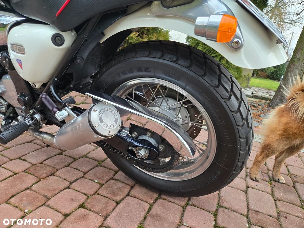 Triumph Thunderbird - 35