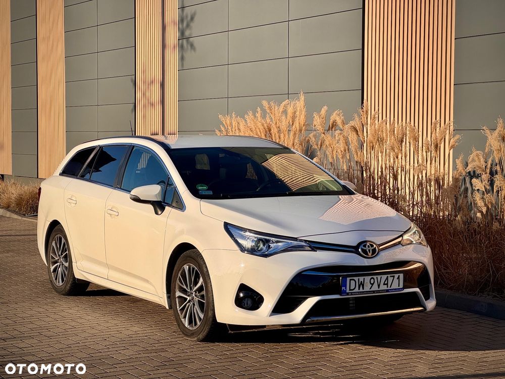 Toyota Avensis Touring Sports 1.8 Edition-S - 1