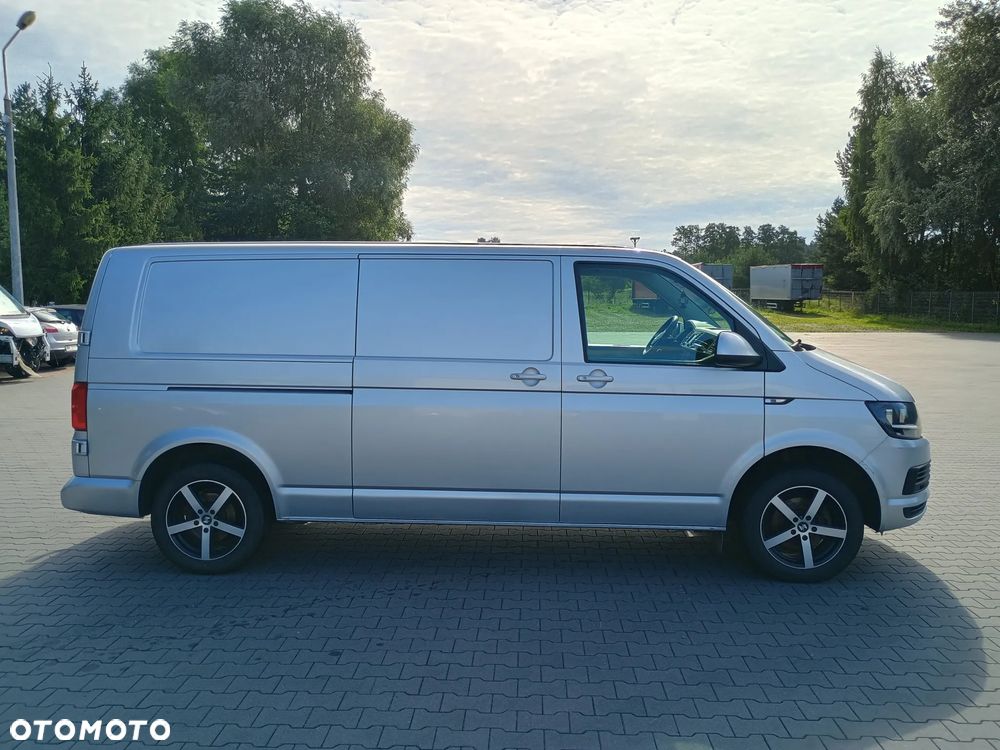 Volkswagen Transporter - 4