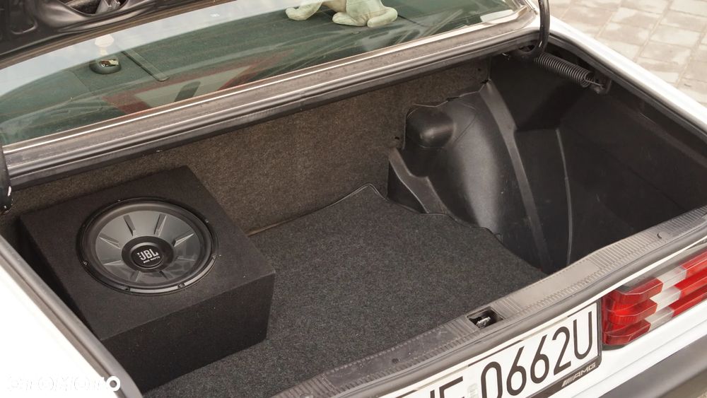 Mercedes-Benz W201 (190) - 33