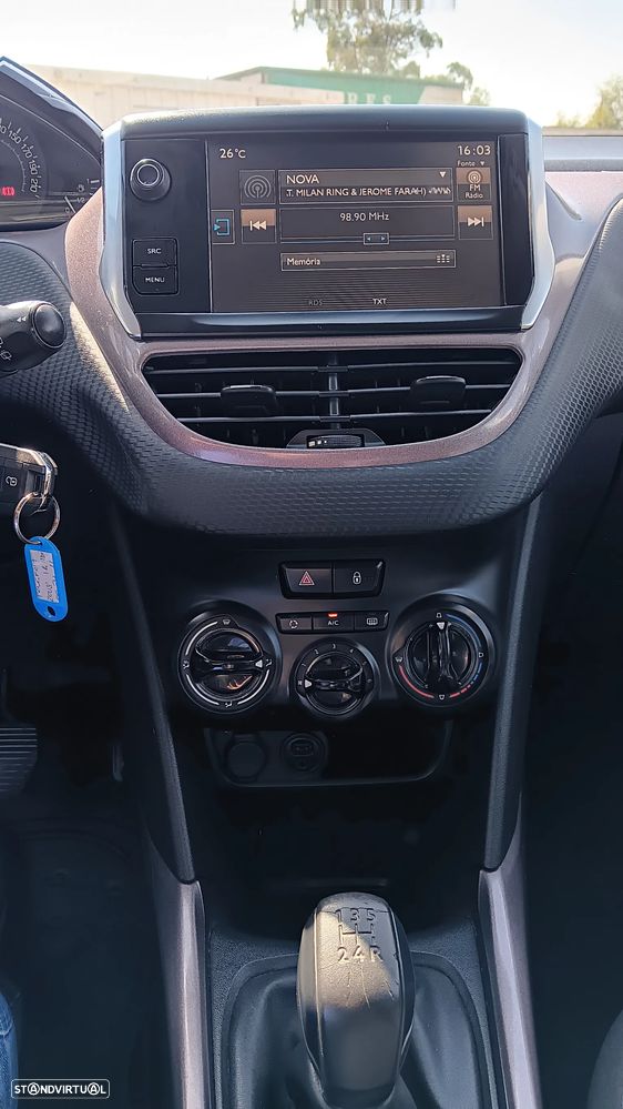 Peugeot 2008 1.4 HDi Active - 17