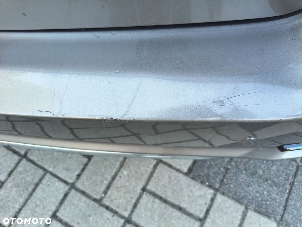 Toyota Auris 1.6 Premium Comfort - 11