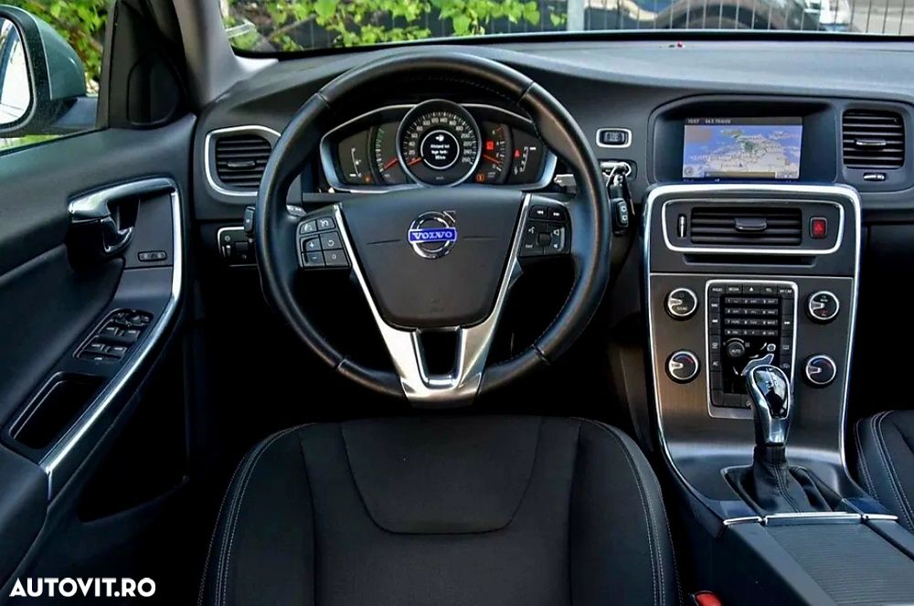 Volvo V60 D2 Start-Stop Basic - 6