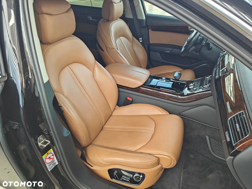 Audi A8 - 24