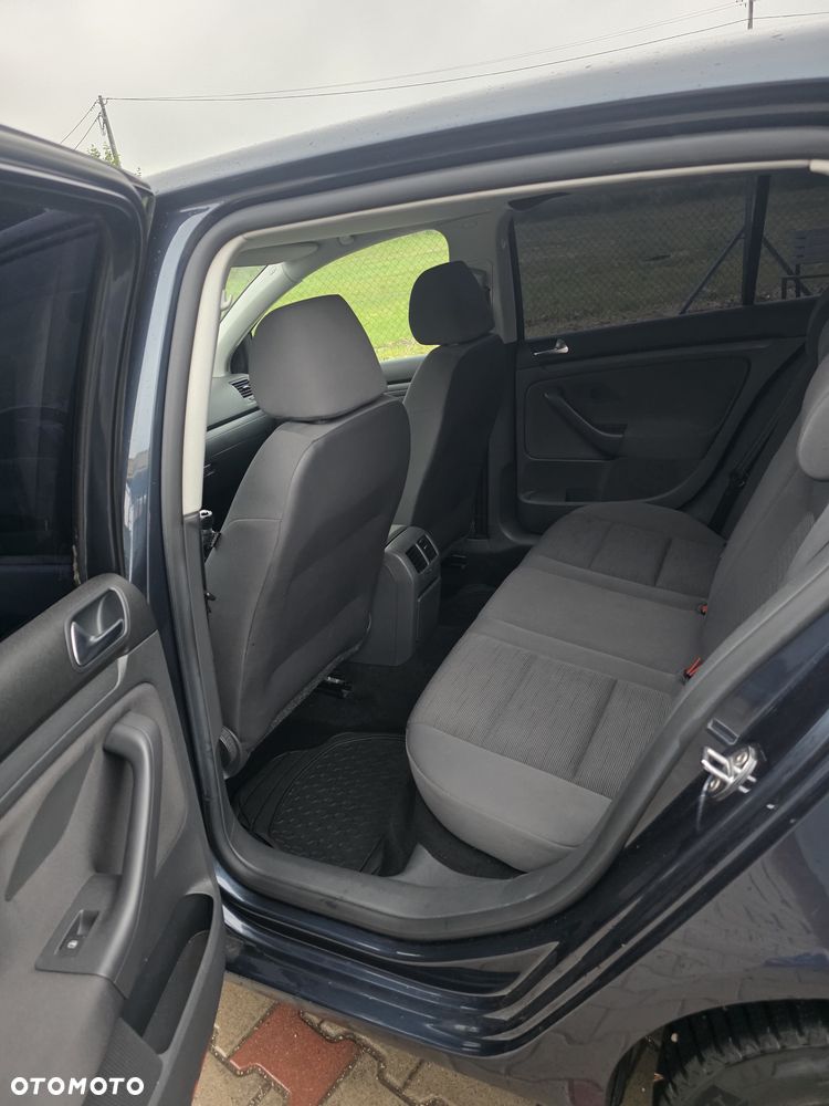 Volkswagen Golf - 12