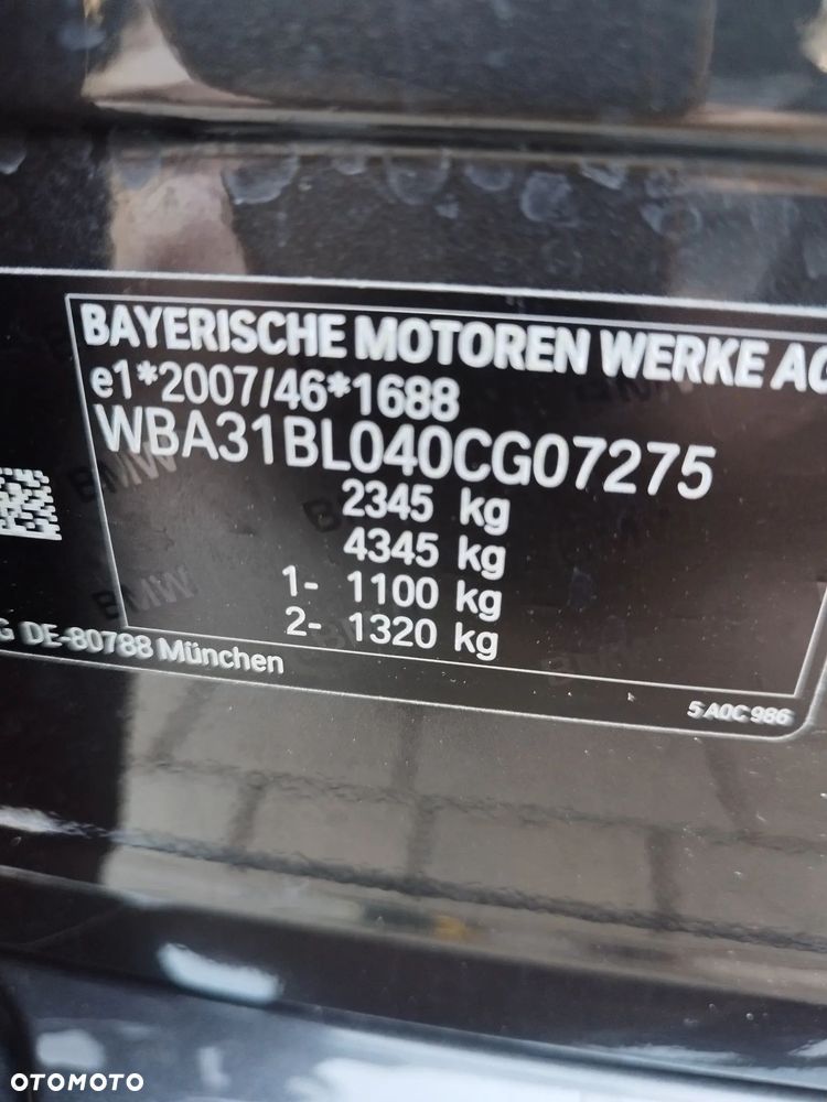 BMW Seria 5 520d MHEV M Sport sport - 14