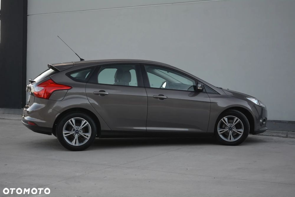 Ford Focus - 12