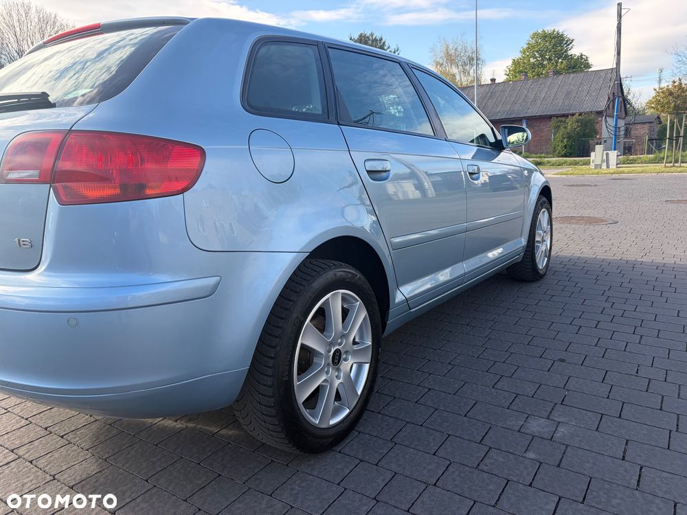 Audi A3 Sportback - 16