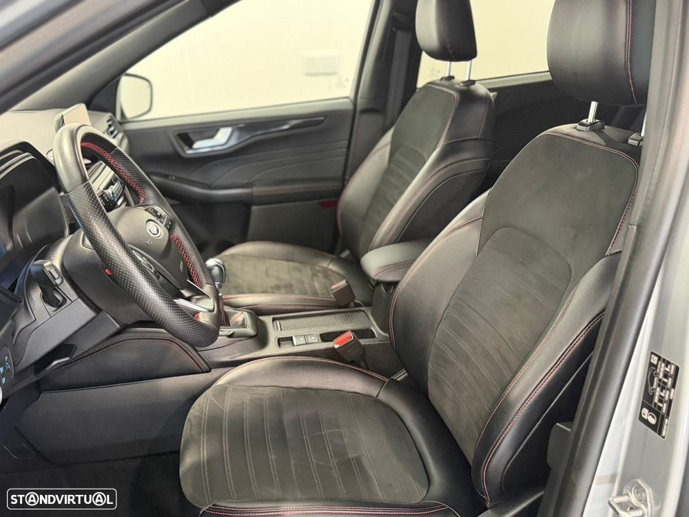 Ford Kuga 1.5 EcoBoost ST-Line X - 4