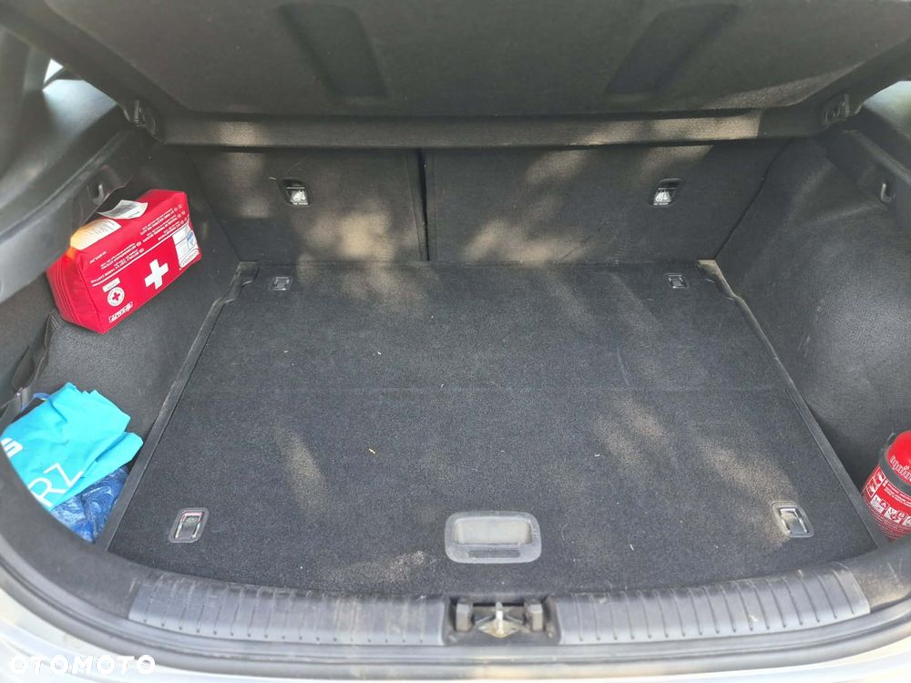 Kia Ceed 1.4 L - 15