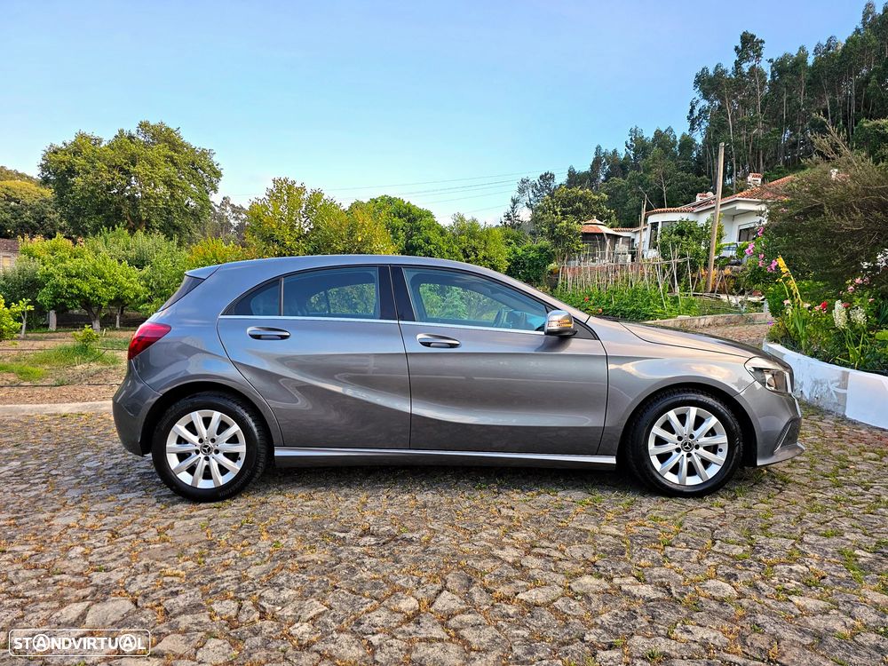 Mercedes-Benz A 180 d Style - 4