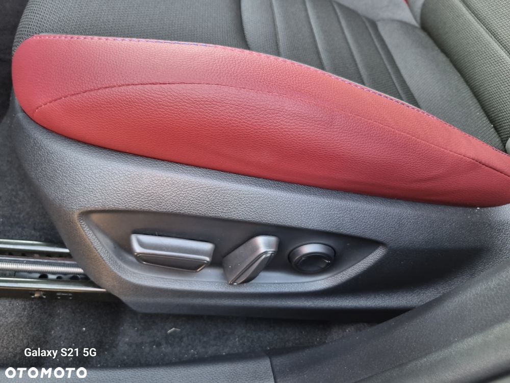 Toyota C-HR 2.0 PHEV Dynamic Force Tokyo Edition - 5