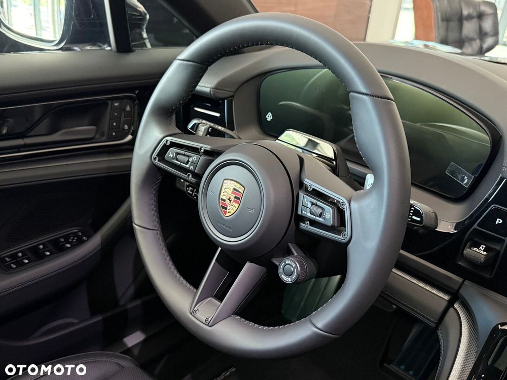 Porsche Panamera - 26