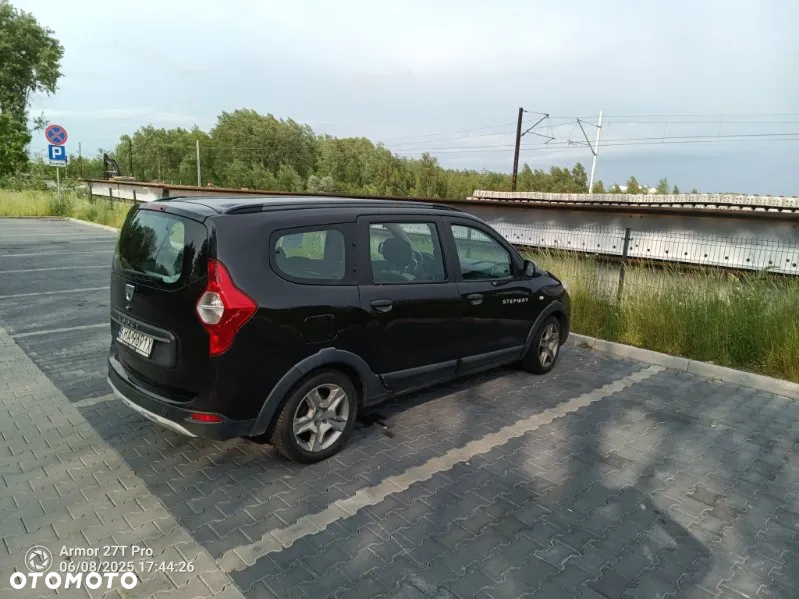 Dacia Lodgy 1.5 dCi Stepway - 3