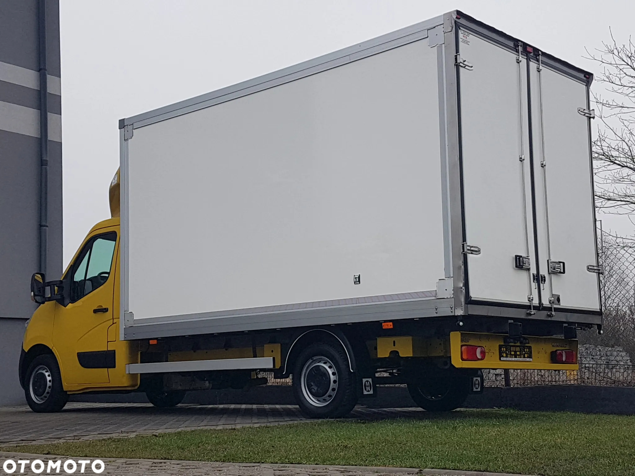 Renault MASTER KONTENER 8EP 4,21x2,23x2,22 KLIMA MANUAL KRAJOWY 6-BIEGÓW - 28
