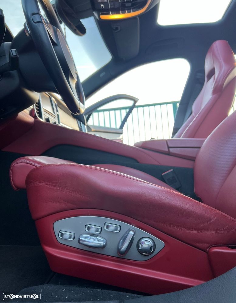 Porsche Panamera S Hybrid - 3