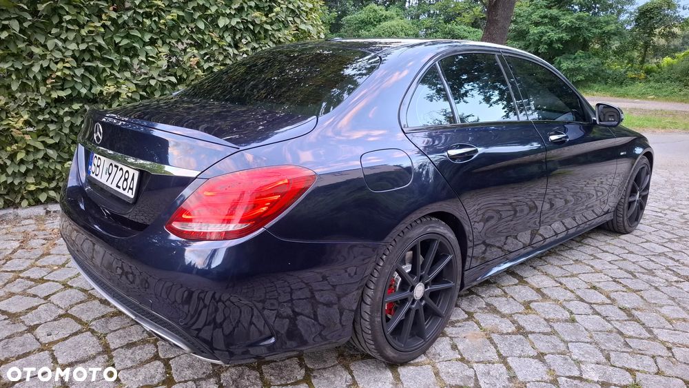 Mercedes-Benz Klasa C 450 AMG 4Matic 7G-TRONIC - 4