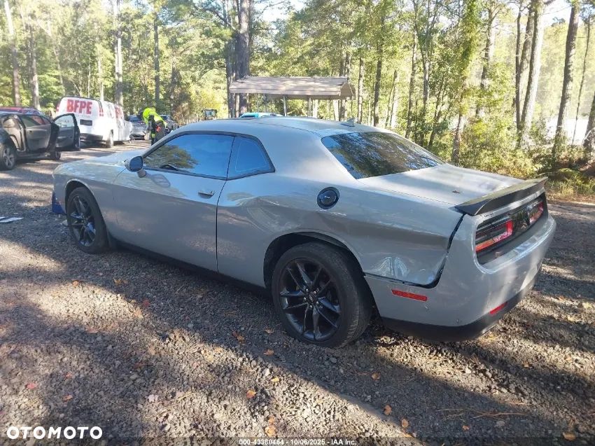 Dodge Challenger 3.6 GT AWD - 4